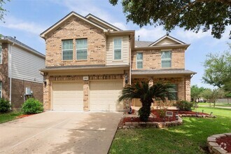 Building Photo - 5802 Trinity Oaks