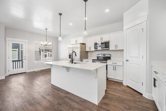 Building Photo - Pet-Friendly 3-Bedroom Rental Near Thanksgiving Point