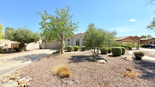Building Photo - 4501 E Timberline Ct