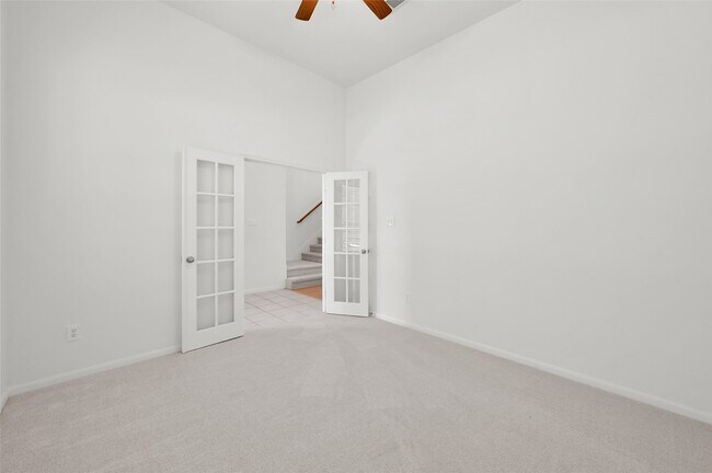 Building Photo - 28807 Hidden Cove Dr