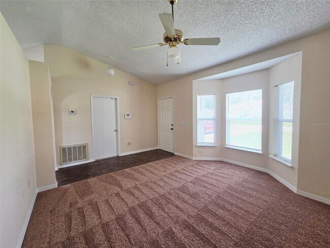 Building Photo - 10 Prince Kaarel Ln