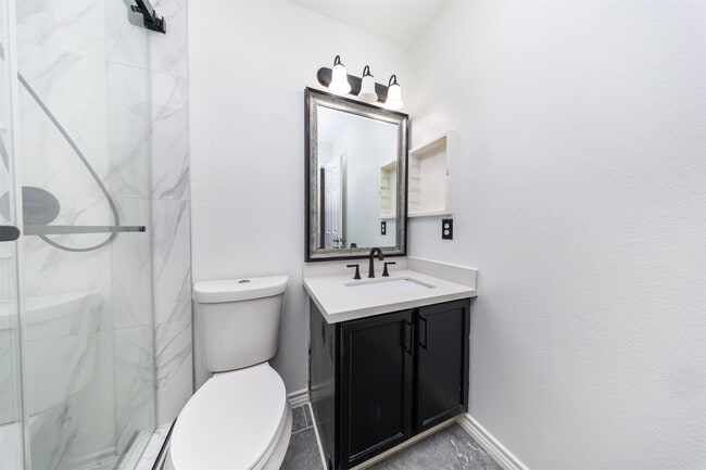 Building Photo - 2203 Mountain Ranch Dr