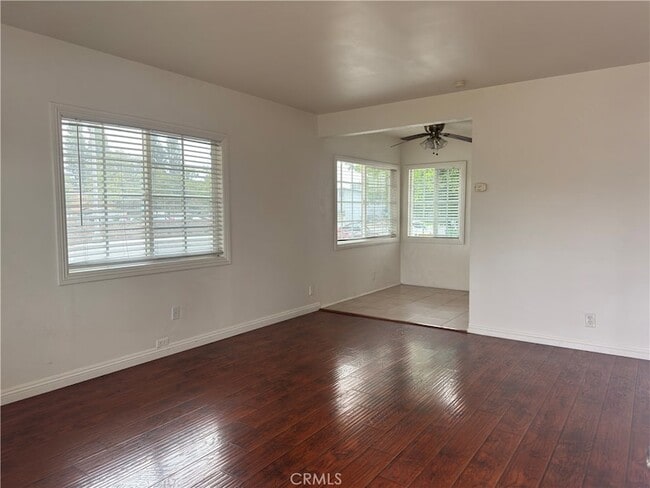 Building Photo - 615 S Almansor St