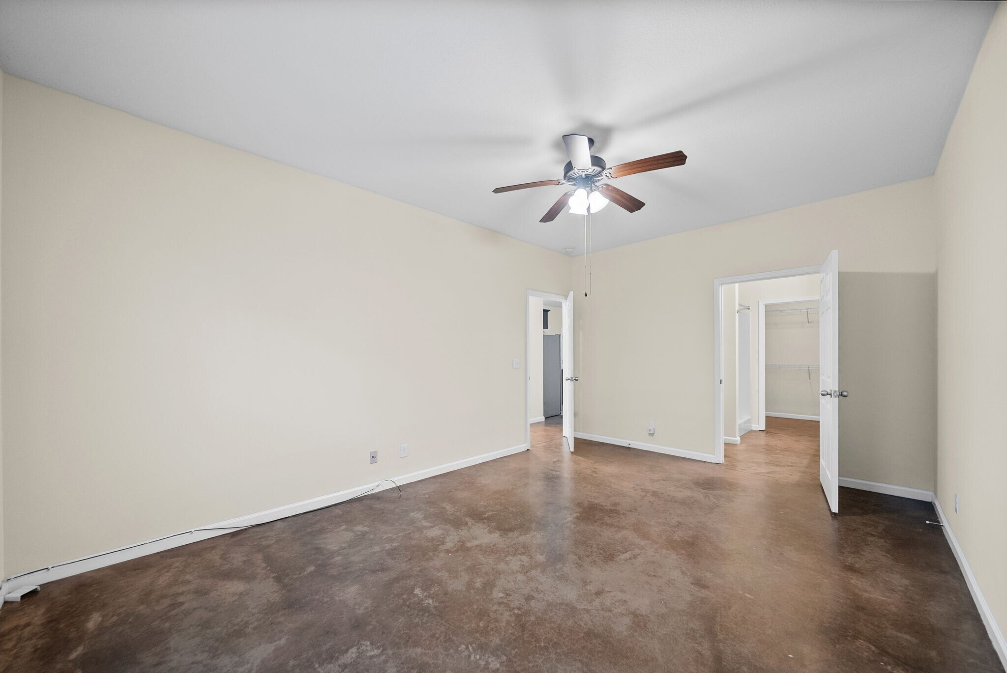 Building Photo - 109 Holland Dr