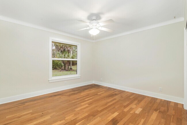 Building Photo - 14204 Broken Wing Ln