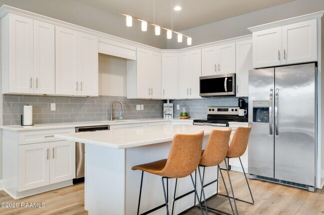 Building Photo - 114 Gadwall Dr