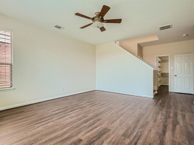 Building Photo - 21643 Manitou Falls Ln