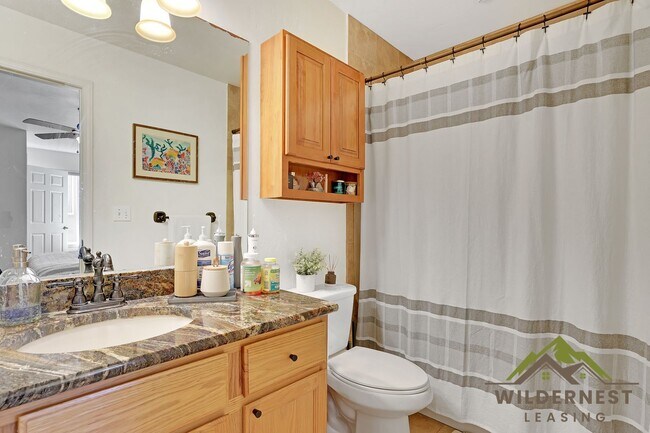 Building Photo - Utilities included- Gorgeous Townhome with Garage