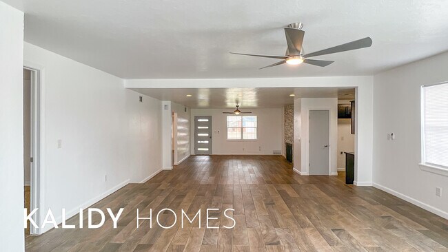 Building Photo - 2629 SW 56th St