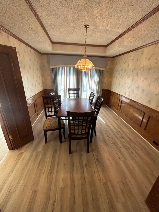 Building Photo - A hassle-free lifestyle