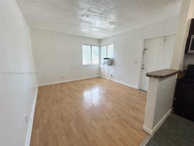 Building Photo - 661 NE 86th St