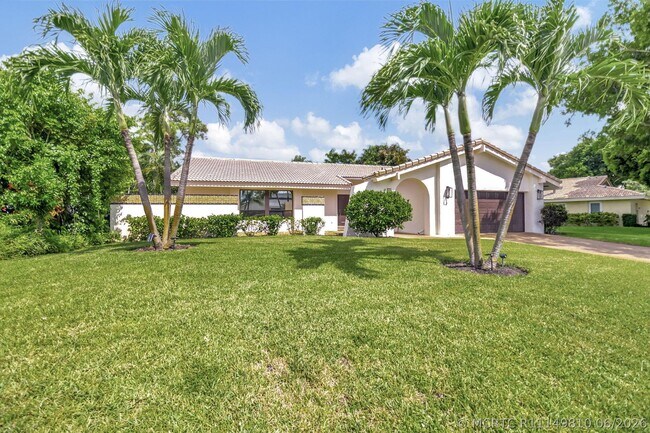 Building Photo - 804 Foxpointe Cir