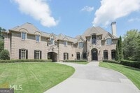 Building Photo - 453 Londonberry Rd NW