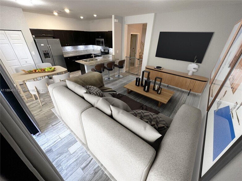 Building Photo - 10332 W 33rd Ct