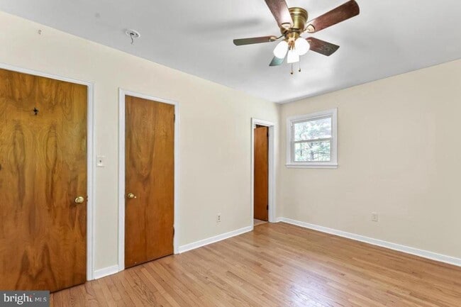 Building Photo - 128 Elkdale Rd
