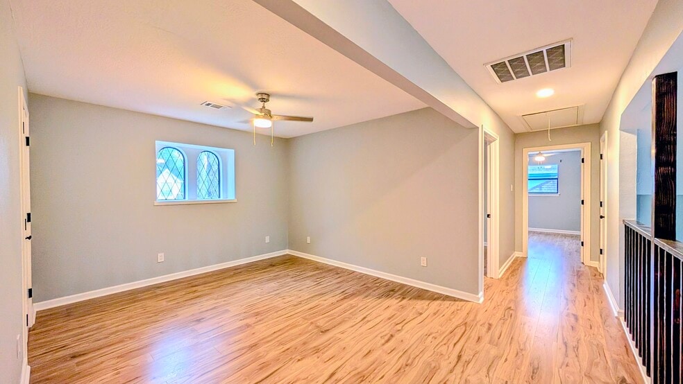 Upstairs Game Room - 15707 Downford Dr