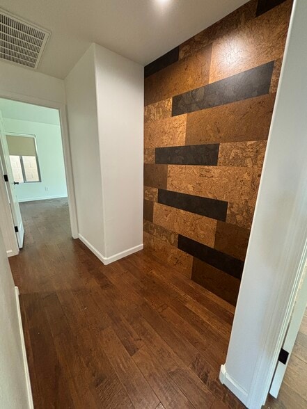 Building Photo - 15742 N 102nd St