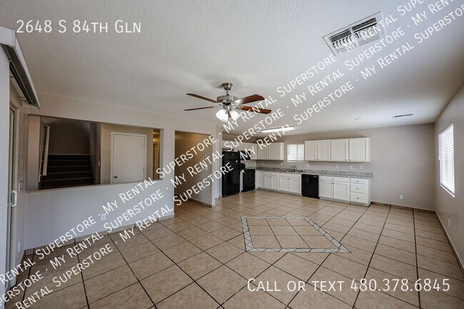Building Photo - 2648 S 84th Gln