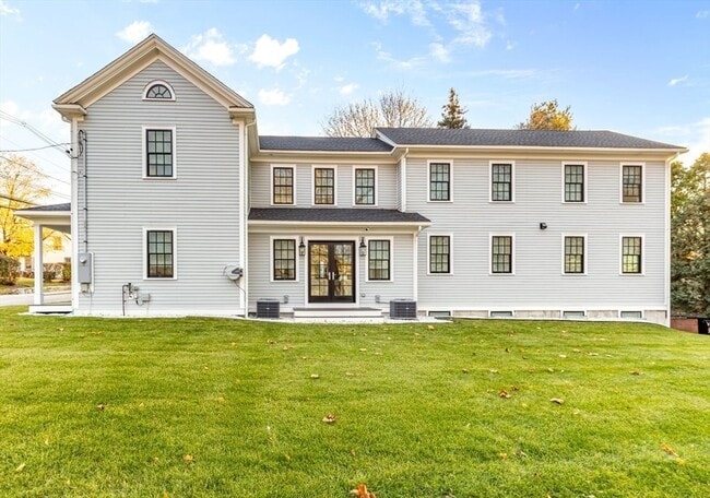 Building Photo - 959 Chestnut St