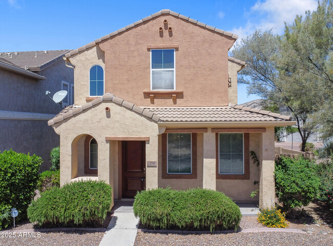 Primary Photo - 1747 S Chatsworth