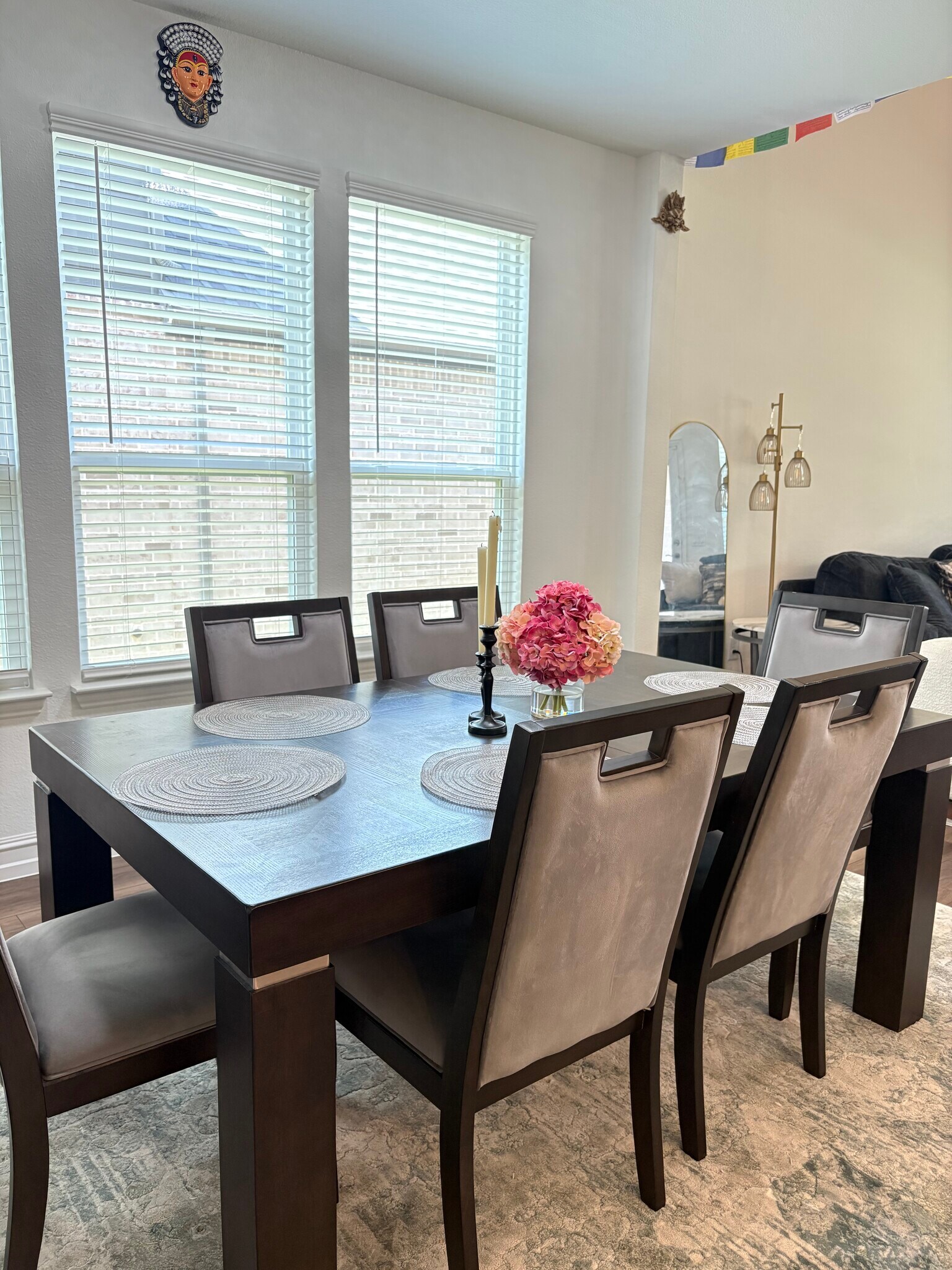 Building Photo - 3624 Cadogan St