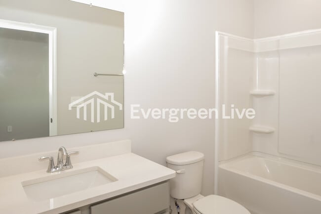 Building Photo - 158 Fenwick Pl