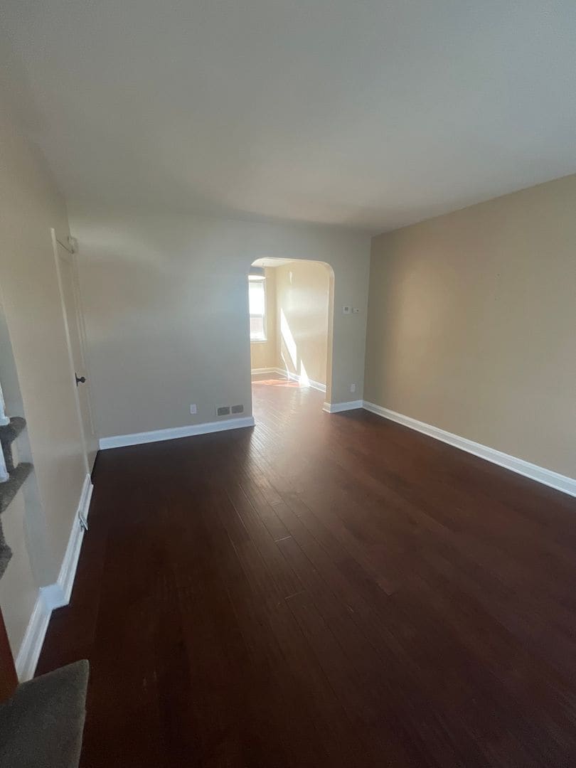 Building Photo - 551 Welbrook Rd