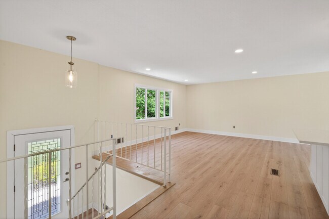 Building Photo - 6474 Totem Trail
