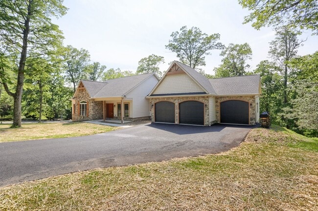 Building Photo - 11409 Weatherstone Dr