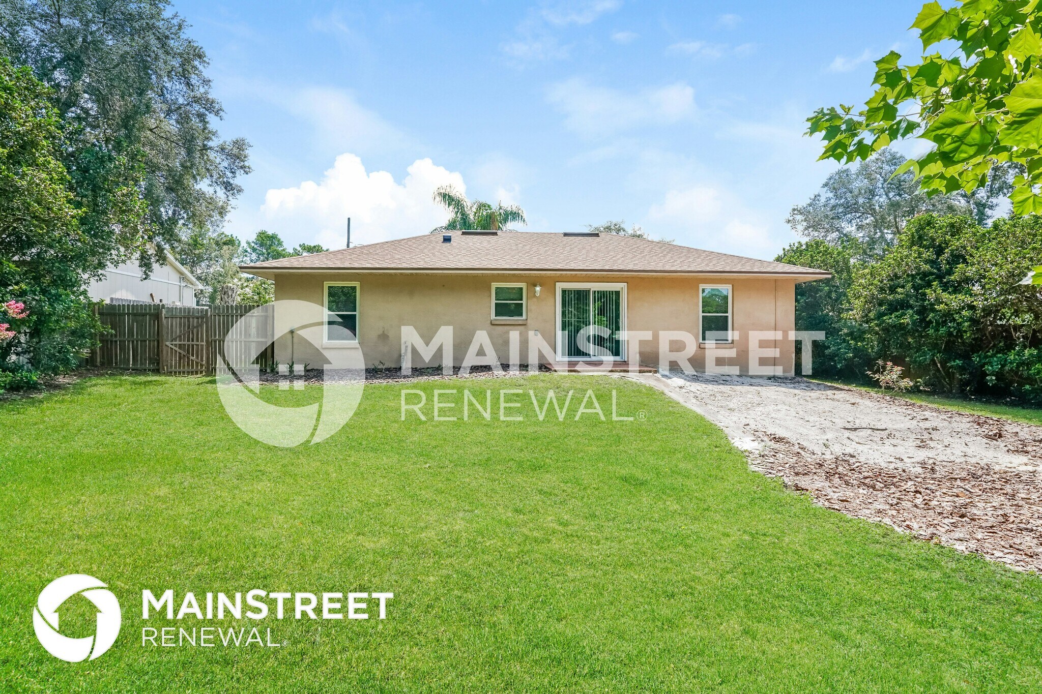 Building Photo - 258 Charles Ave