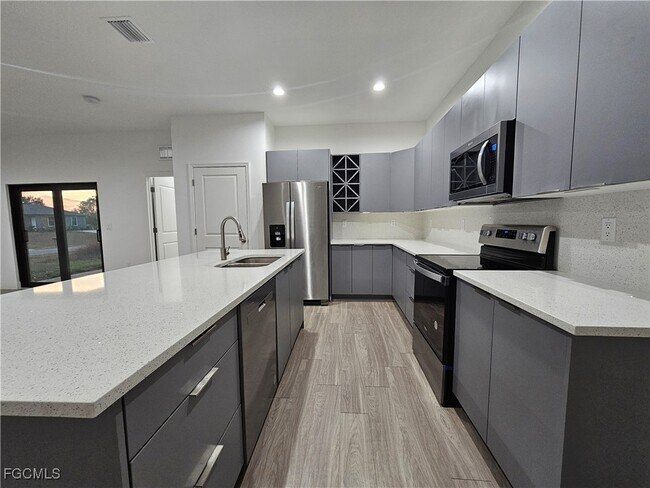 Building Photo - 5002 Gramercy Rd