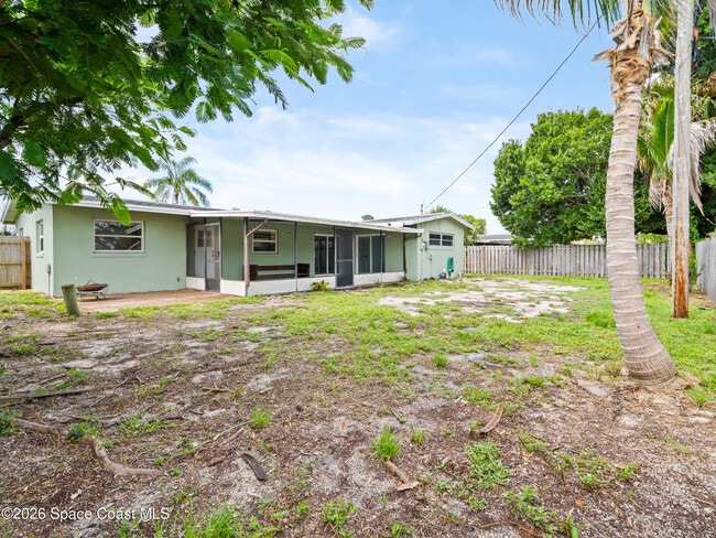 Building Photo - 250 Carib Dr