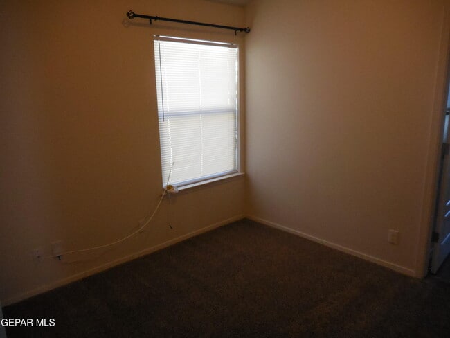 Building Photo - 4925 Copper Ranch Ave