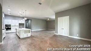 Building Photo - 12118 Arroyo Spg