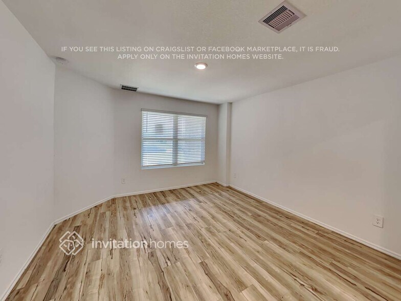 Building Photo - 18807 Charter Elm Dr