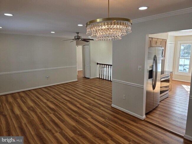 Building Photo - 10217 McKean Ct