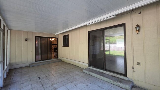 Building Photo - 1624 SW 77th Terrace