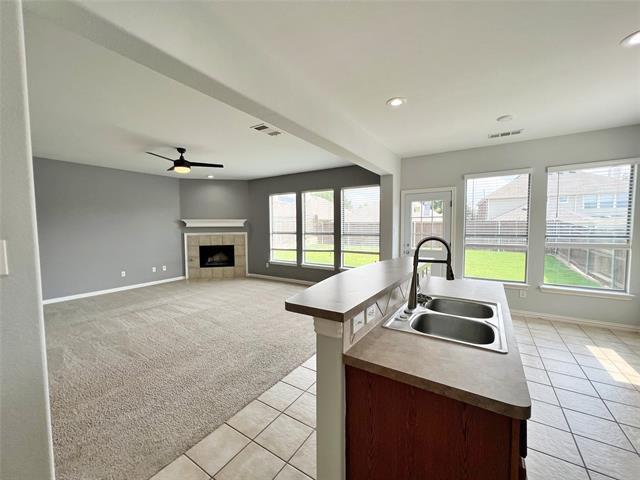 Building Photo - 5213 Birchwood Dr