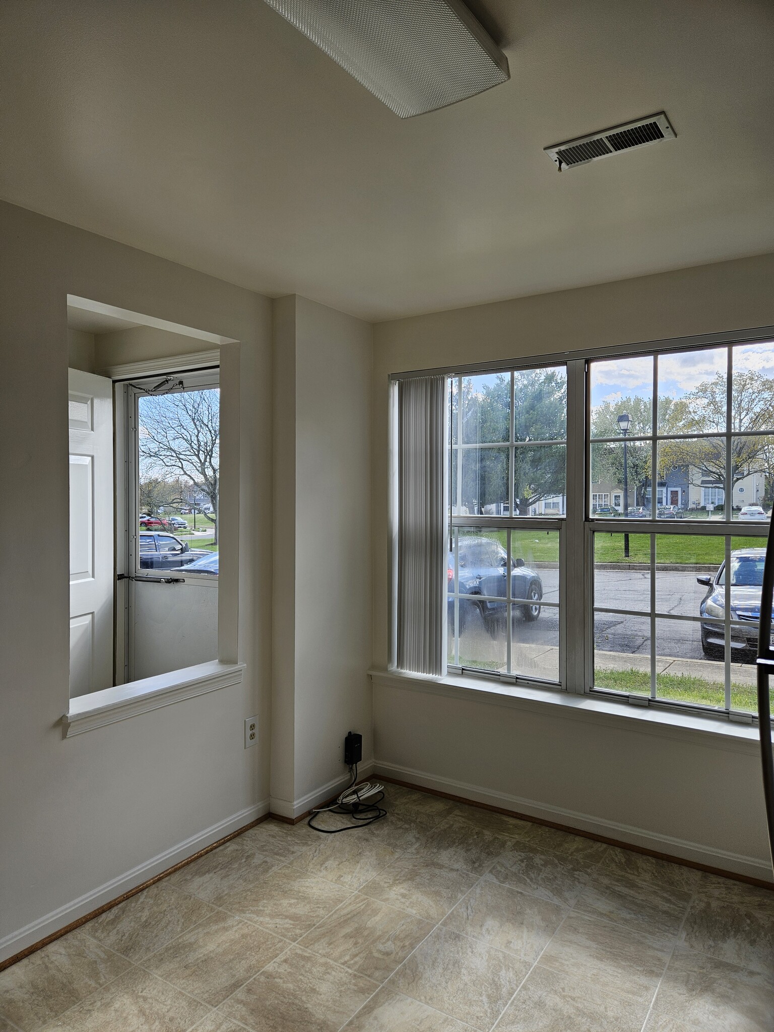 KIT view 5 - 1217 Brice Square