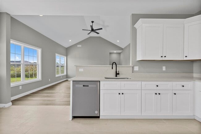 Building Photo - 451 White Dogwood Cir