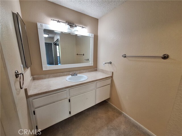 Building Photo - 2559 Plaza del Amo