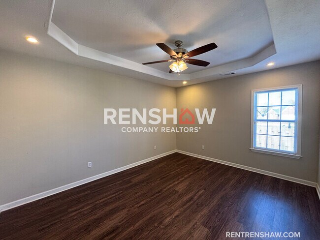 Building Photo - 152 Brighton Village Loop