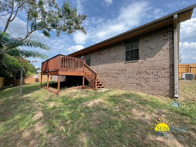 Building Photo - Lovely 3-Bedroom Home in South Crestview!