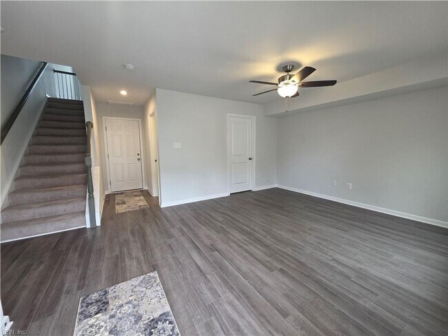 Building Photo - 412 Bulkhead Pl