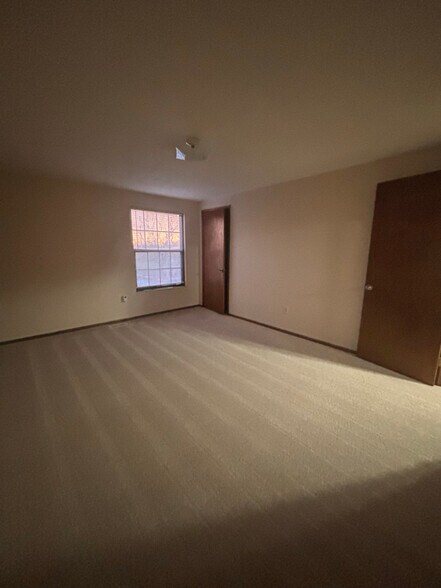 Building Photo - 3064 Sawdust Ln