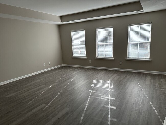 Building Photo - 48 Bellasera Wy