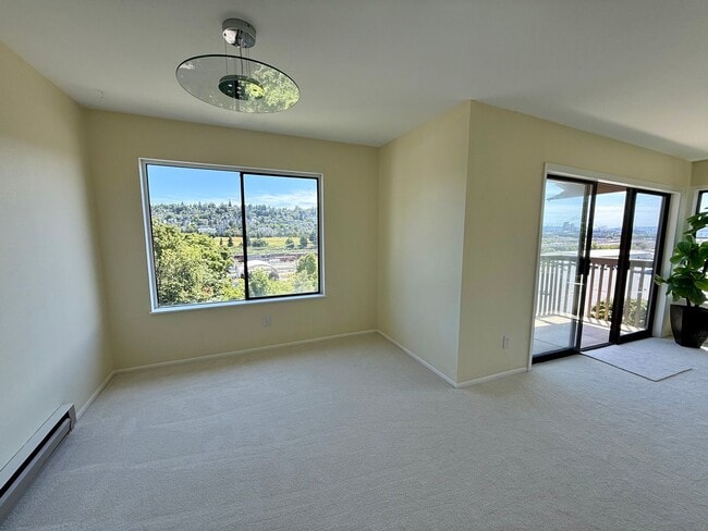Building Photo - Holly Terrace Condominiums - Magnolia