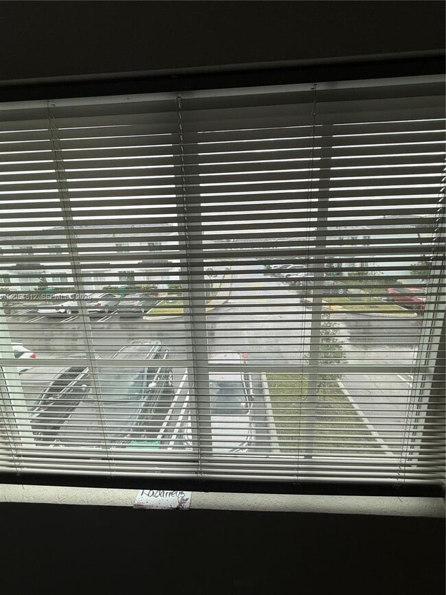 Building Photo - 585 NW 11th St