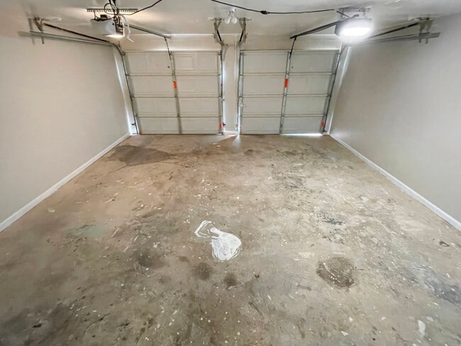 Building Photo - Powder Springs - 3BR - Fully Renovated