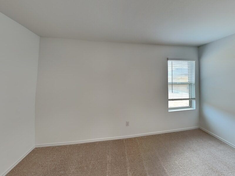 Building Photo - 1105 Blazin Bronco Trl